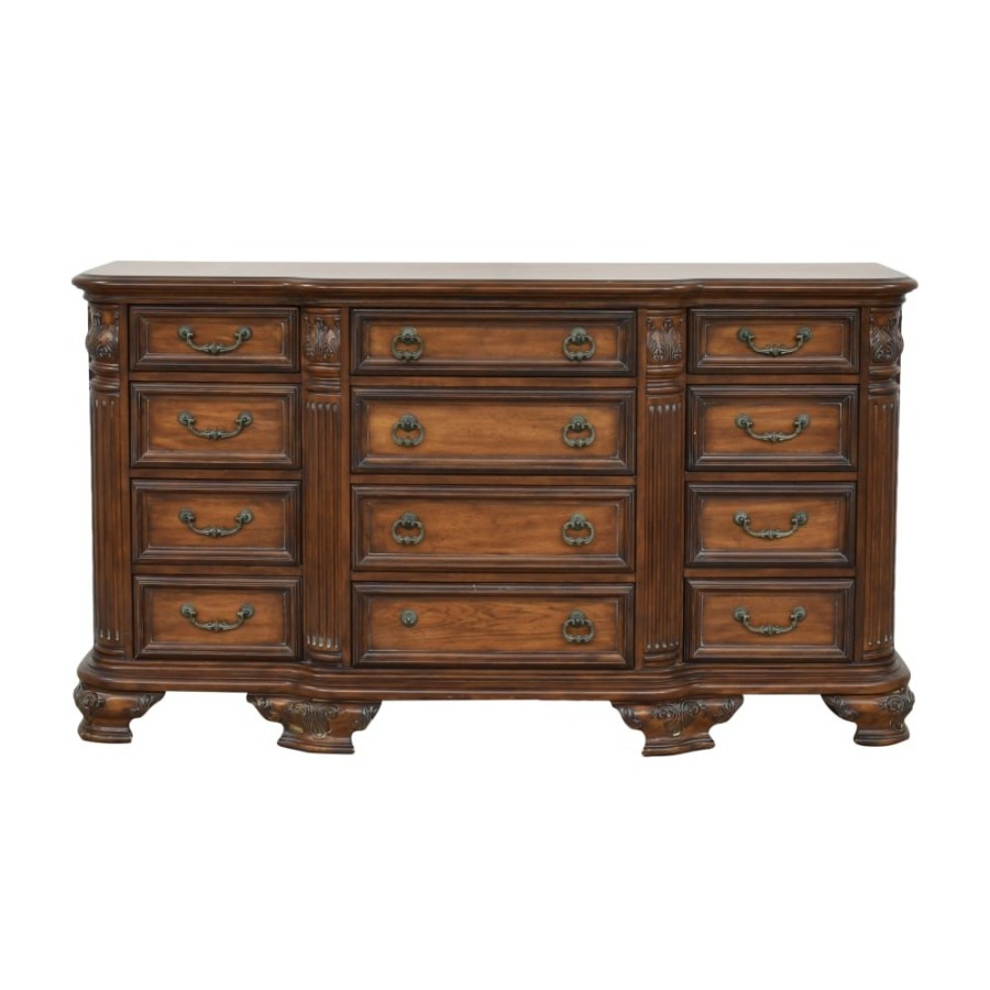 Storage Unknown  | Traditional Triple Dresser