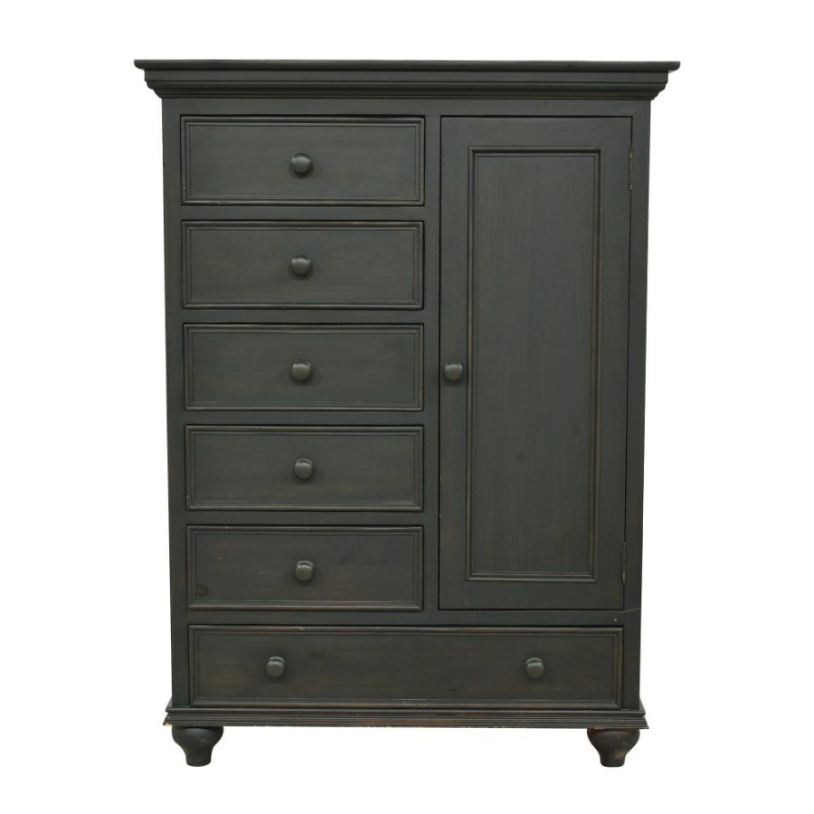 Storage Unknown  | Traditional Single Door Chest