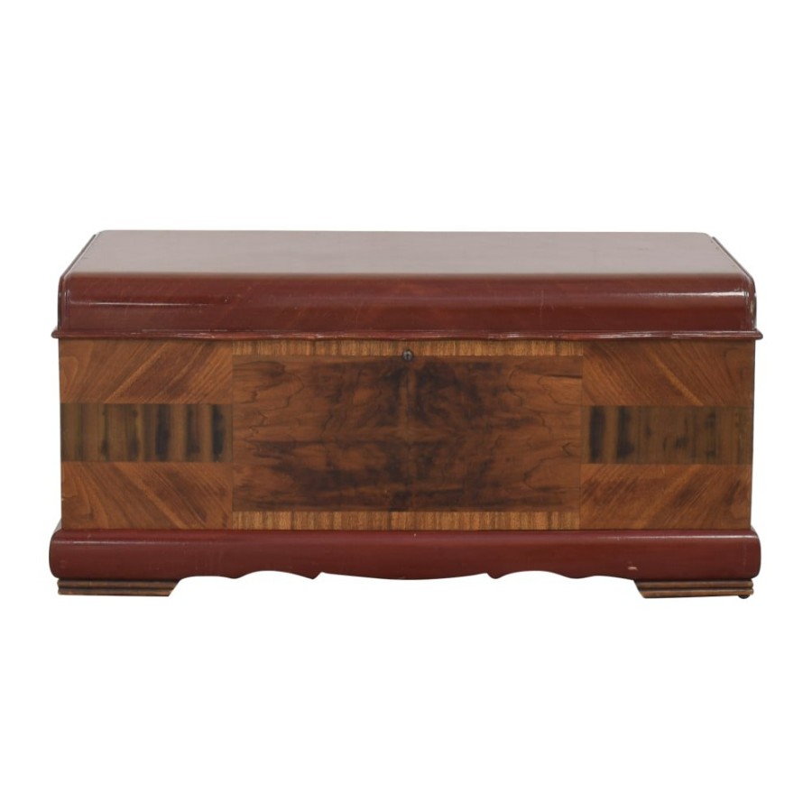 Storage Lane Furniture  | Vintage Lane Furniture Cedar Chest