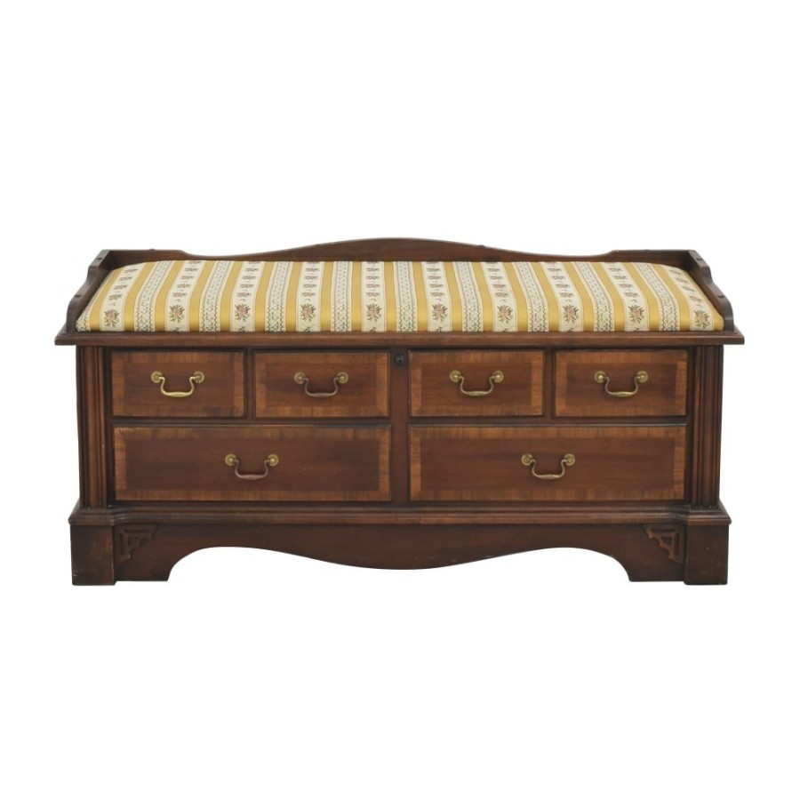 Storage Lane Furniture  | Lane Furniture Vintage Style Hope Chest