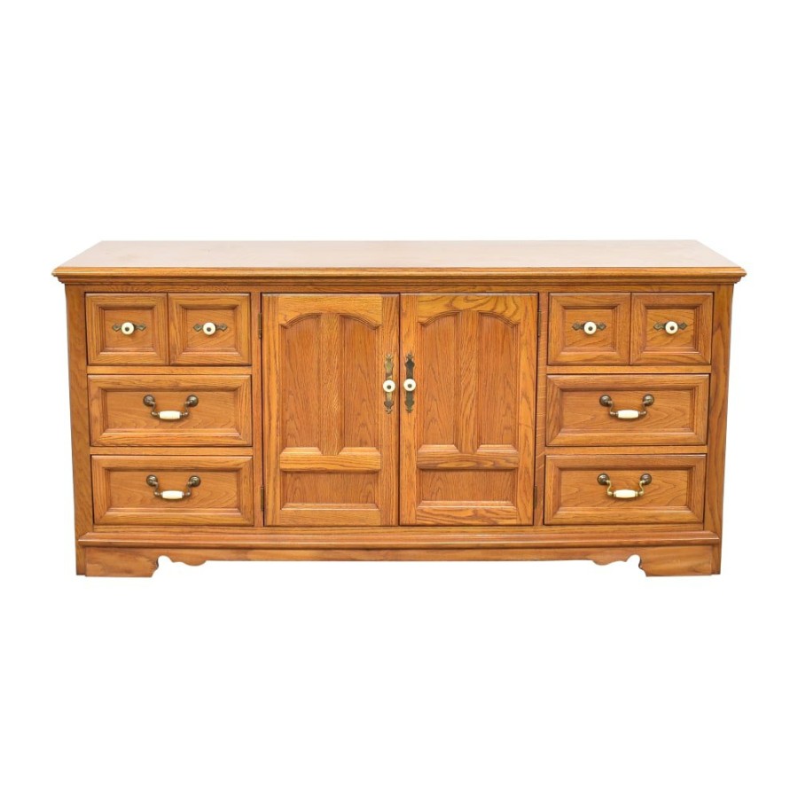 Storage Thomasville  | Thomasville Vintage Triple Dresser