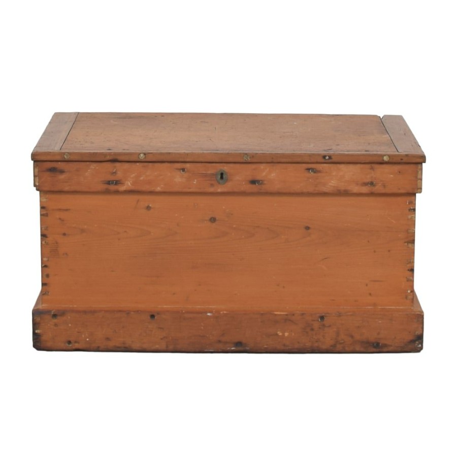 Storage Unknown  | Rustic Storage Trunk