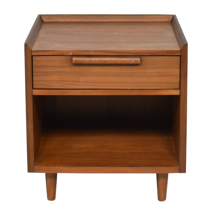 Tables Crate & Barrel  | Crate & Barrel Tate Nightstand