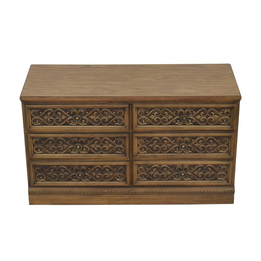 Storage Unknown  | Vintage Six Drawer Dresser