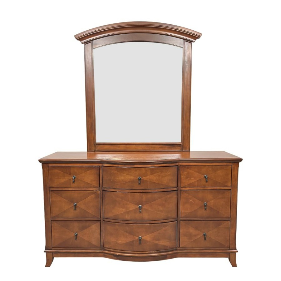 Storage Raymour & Flanigan  | Raymour & Flanigan Classic Avalon Dresser And Mirror