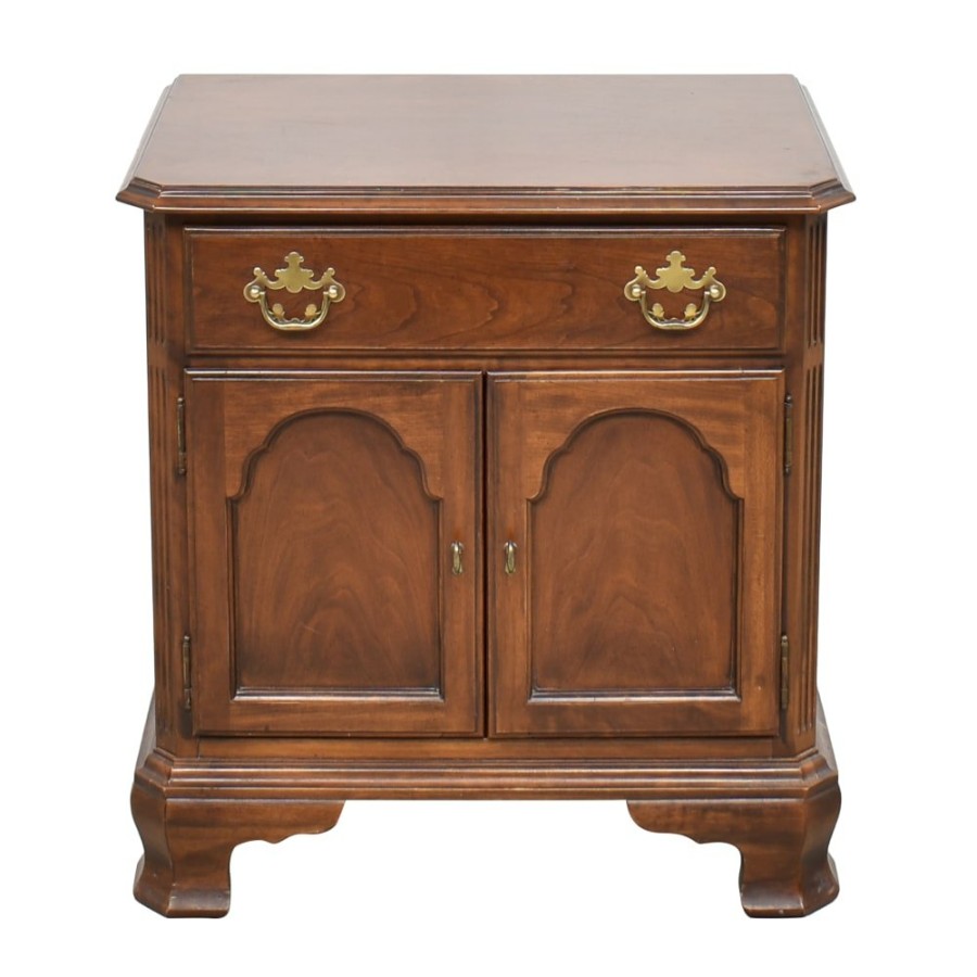 Tables Drexel  | Drexel Traditional Accent Table