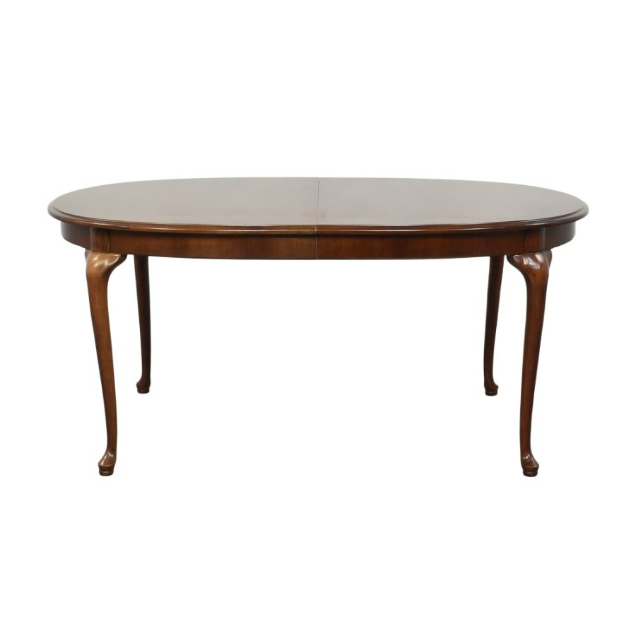 Tables Unknown  | Traditional Extendable Chippendale Dining Table