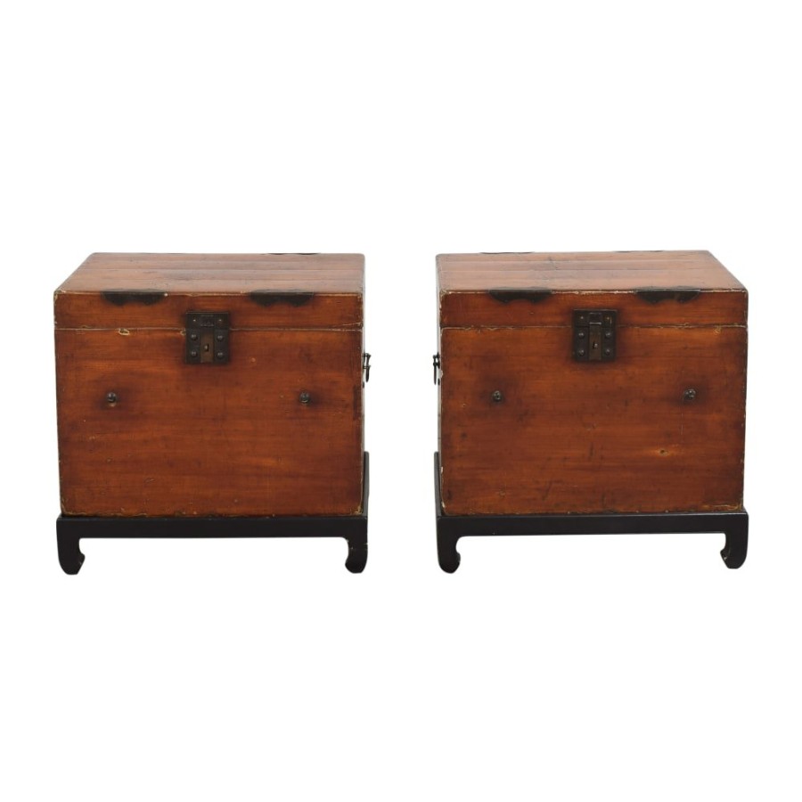 Storage Unknown  | Trunk Side Tables