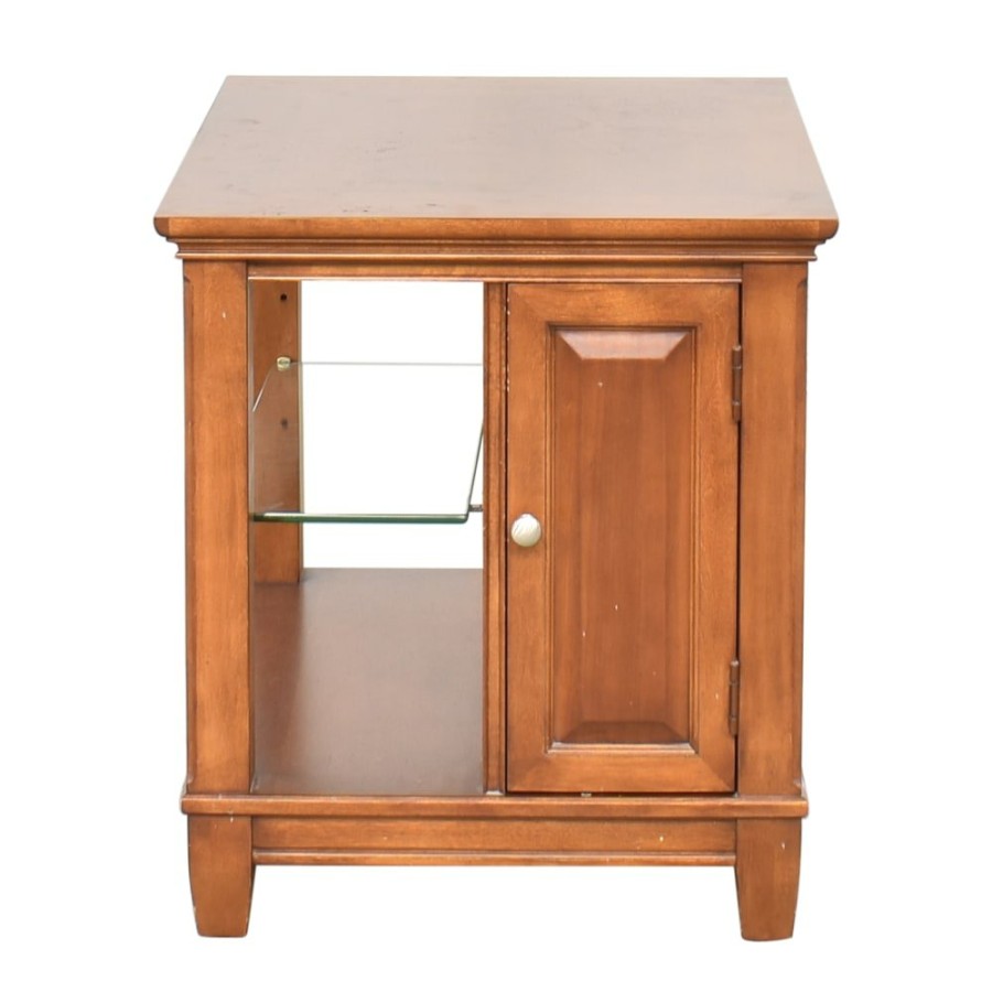 Tables Thomasville  | Thomasville Traditional End Table With Cabinet