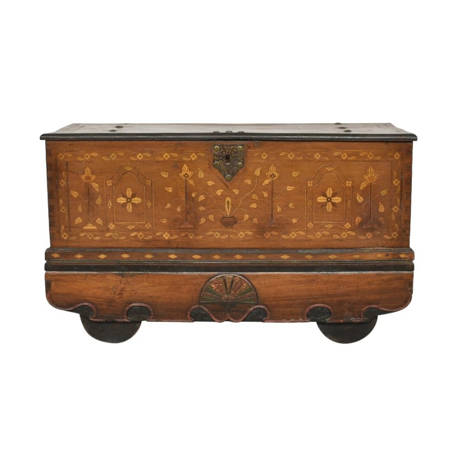 Storage Unknown  | Vintage Storage Trunk