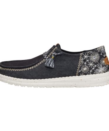 Wendy Funk Embroidered Floral – Black