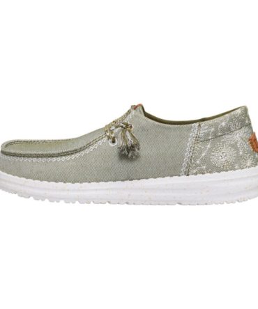 Wendy Funk Embroidered Floral – Olive