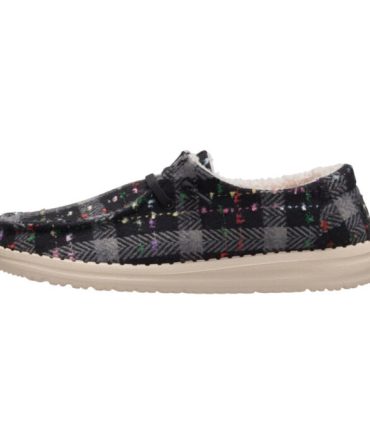 Wendy Confetti Plaid Cozy – Black/Multi